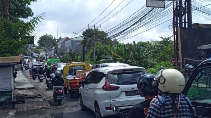 Kemacetan di Bali Selatan - Foto: Angga Wijaya