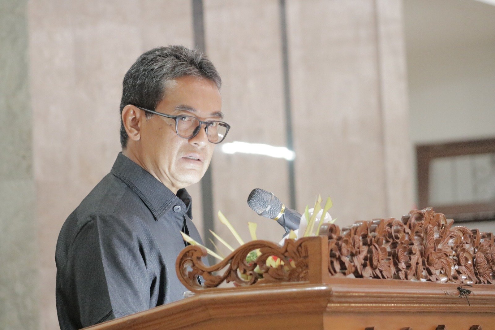 Wakil Bupati Buleleng Supriatna pada Sidang Paripurna DPRD Buleleng, Senin (26/10/2026) - IST