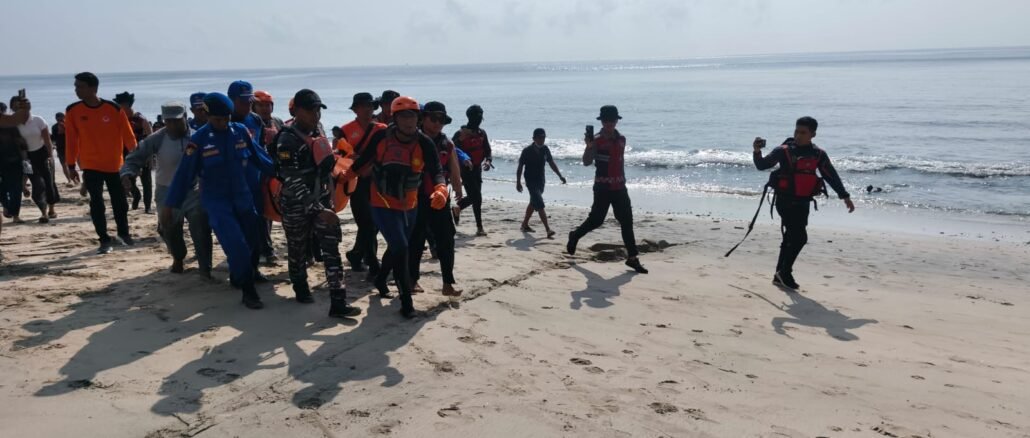 Evakuasi pemancing yang hilang di Karangasem, Bali - IST