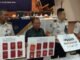 Gubernur Bali Wayan Koster (2 dari kiri) turut hadir dalam jumpa pers terkait pengungkapan markas pinjol di Bali - IST