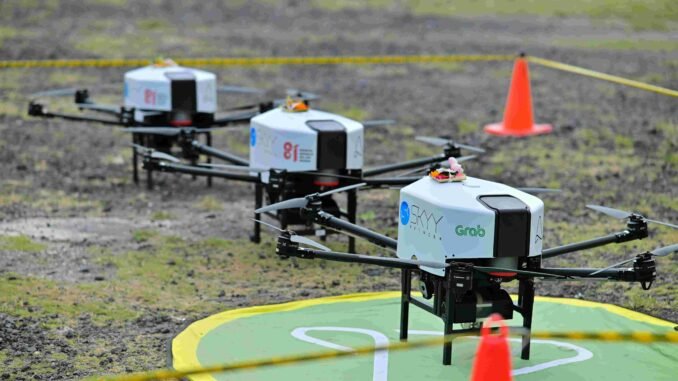 Drone yang digunakan dalam pilot project pengiriman makanan selama tiga bulan di Bali. Pilot project tersebut adalah hasil kolaborasi SKYY Network, Nuanu Creative City, Café del Mar Bali, dan Grab Indonesia - IST